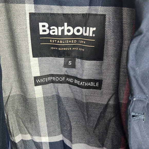 Men’s Barbour Lorden Waterproof Overcoat - Picture 10 of 10